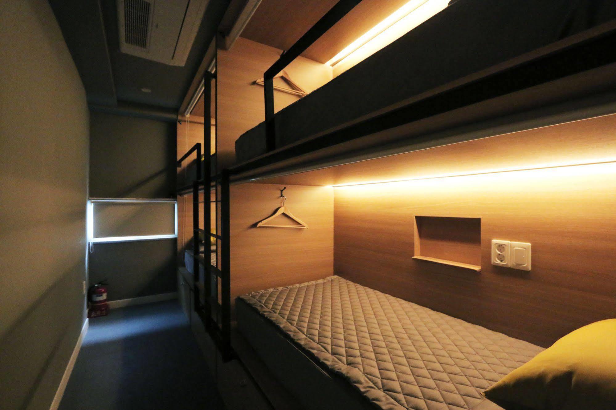 Blueboat Hostel Чонджу Екстер'єр фото