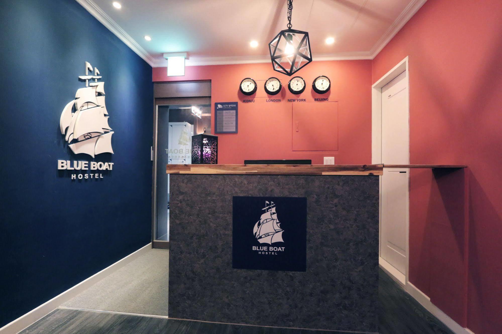 Blueboat Hostel Чонджу Екстер'єр фото