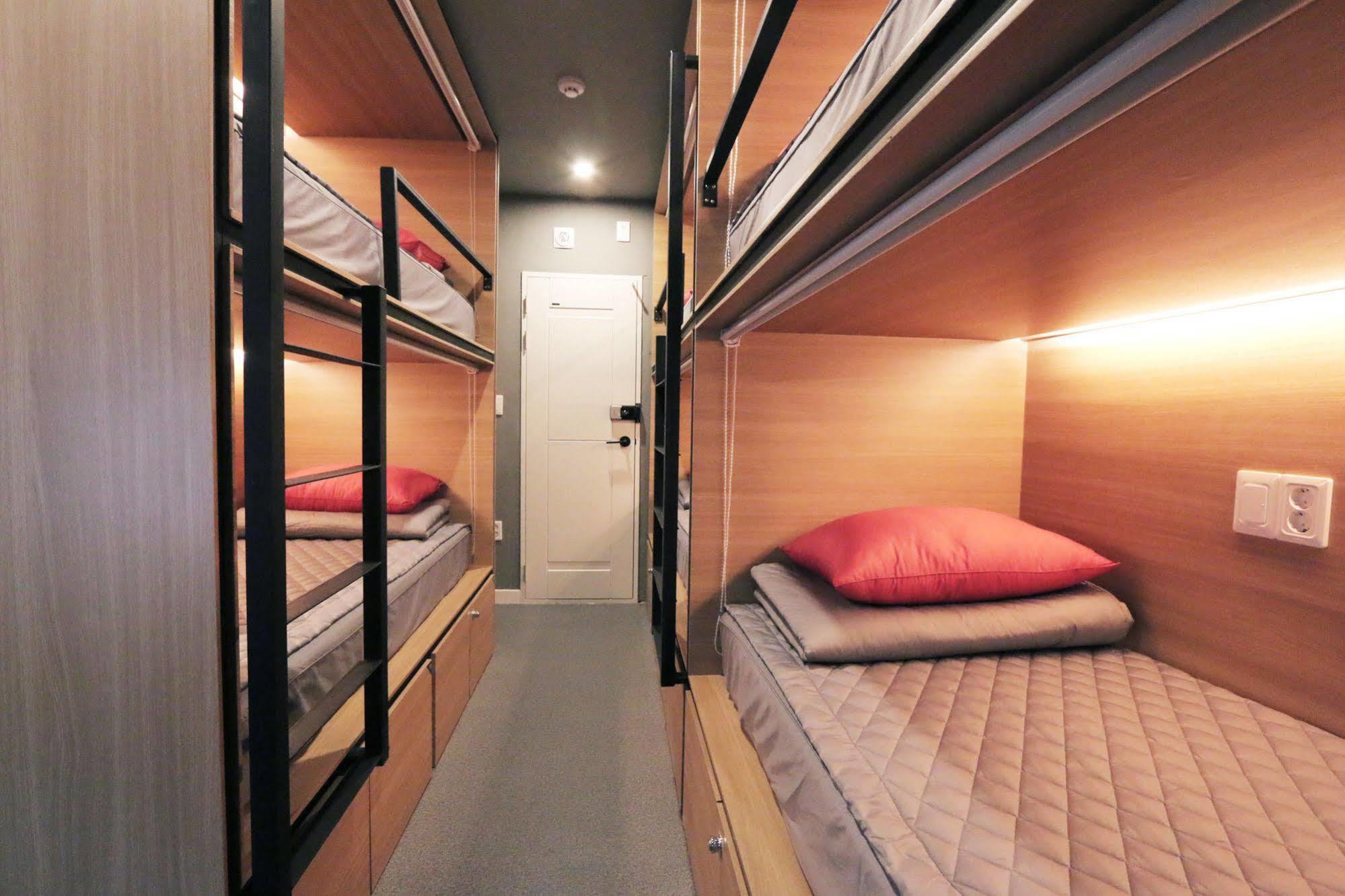 Blueboat Hostel Чонджу Екстер'єр фото
